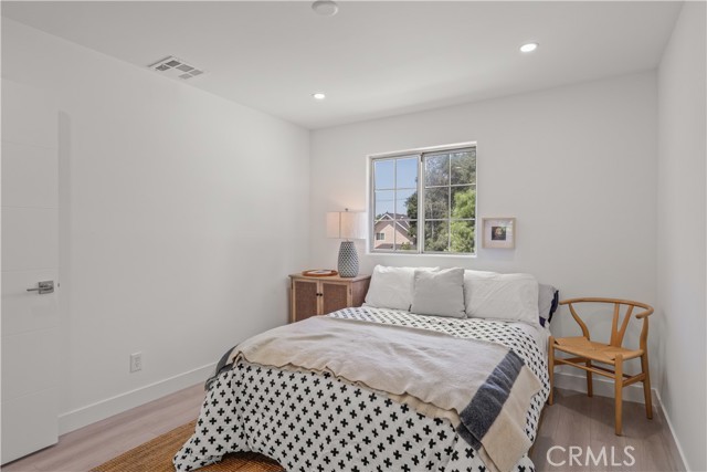 314 Lola Avenue, Pasadena CA: https://media.crmls.org/medias/78fd9052-b385-45fb-b509-0f57088ae30b.jpg