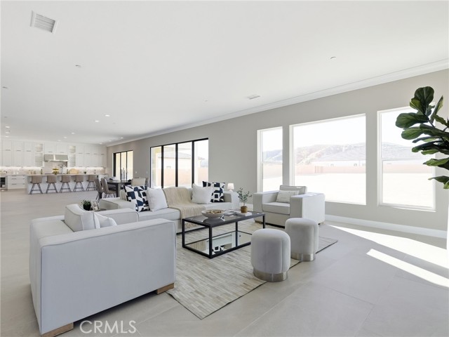 Detail Gallery Image 7 of 41 For 11913 Red Hawk Ln, Porter Ranch,  CA 91326 - 5 Beds | 5/1 Baths