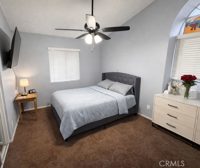 Detail Gallery Image 4 of 6 For 2036 Cherrytree Dr, Perris,  CA 92571 - 3 Beds | 2/1 Baths