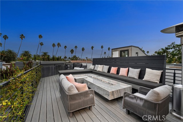 Detail Gallery Image 50 of 54 For 840 California Ave, Venice,  CA 90291 - 5 Beds | 6 Baths