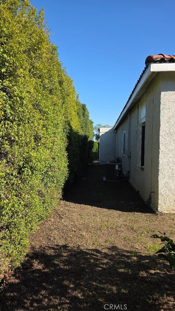 Detail Gallery Image 3 of 22 For 250 N Ridgewood Pl, Los Angeles,  CA 90004 - – Beds | – Baths