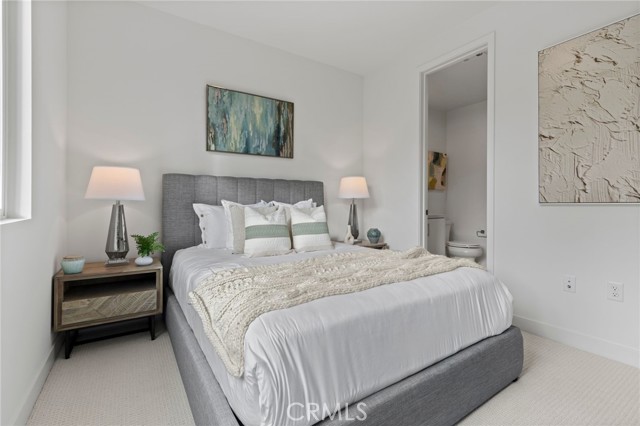 Image 20 of 29 For 585 Lyon Street