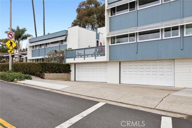 Detail Gallery Image 8 of 8 For 245 Aster St #7,  Laguna Beach,  CA 92651 - 2 Beds | 1 Baths