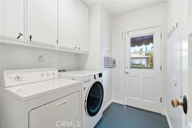 Detail Gallery Image 20 of 39 For 1025 N Screenland Dr, Burbank,  CA 91505 - 3 Beds | 2 Baths