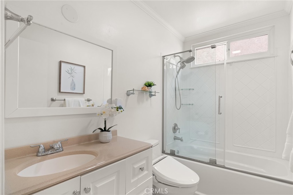 79022614 Ecb3 475d B5aa 5e47df832e87