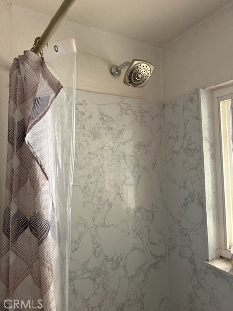 https://media.crmls.org/medias/79024a5e-5224-49a1-9013-843d1de4a5fb.jpg?preset=X-Large