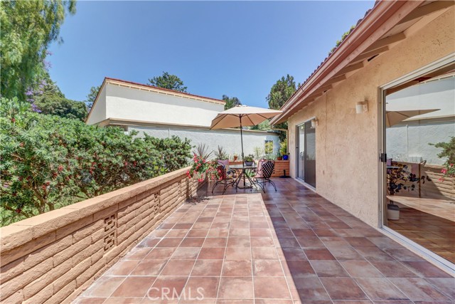 3463 Bahia Blanca W, Laguna Woods CA: https://media.crmls.org/medias/7902a982-8b99-4eef-9eaa-c68c805f16f1.jpg