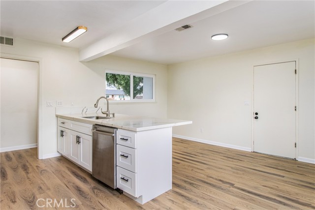 Detail Gallery Image 6 of 37 For 1440 E Colton Ave, Redlands,  CA 92374 - 4 Beds | 2 Baths