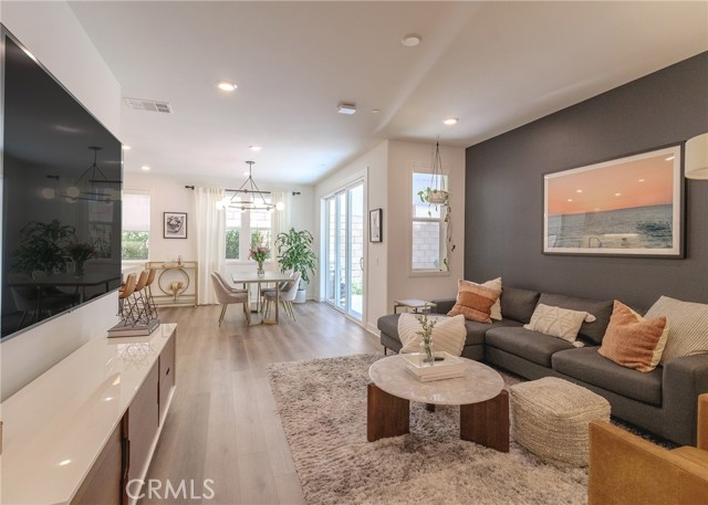 Detail Gallery Image 12 of 31 For 168 Denali, Lake Forest,  CA 92630 - 4 Beds | 2/1 Baths