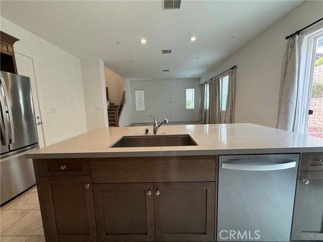 19256 Merryweather Drive, Canyon Country CA: https://media.crmls.org/medias/7904aee6-adbe-40e2-9b2a-d08219da8c41.jpg