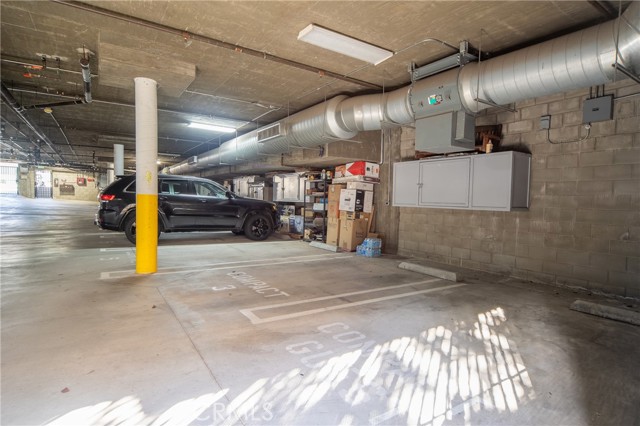 Detail Gallery Image 21 of 27 For 10808 Kling St #5,  Toluca Lake,  CA 91602 - 3 Beds | 2/1 Baths