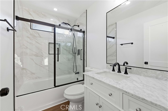 Detail Gallery Image 9 of 14 For 13974 Palomino Ct, Victorville,  CA 92394 - 3 Beds | 2/1 Baths