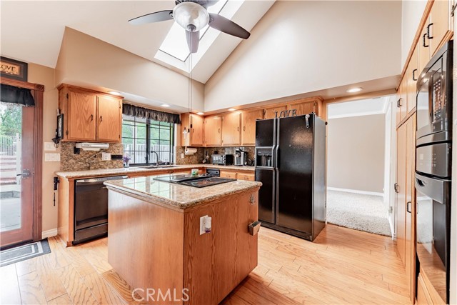 29620 Valle Olvera, Temecula CA: https://media.crmls.org/medias/79068f7c-42e3-473d-816e-0492157e49f0.jpg