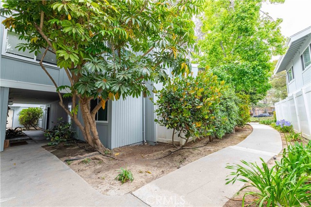 1363 San Simeon Court, Ventura CA: https://media.crmls.org/medias/7906d1ef-f39a-4ee6-8f82-022f7b7cc6fe.jpg