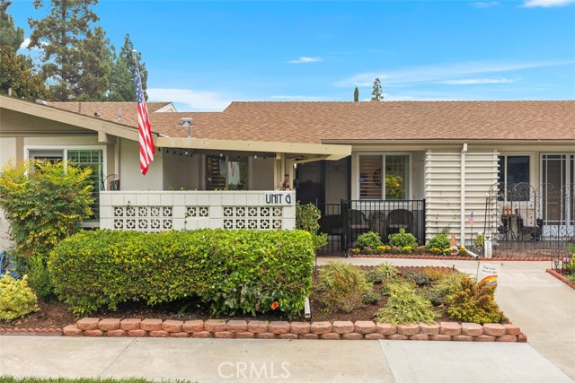 Detail Gallery Image 2 of 41 For 479 Calle Cadiz #G,  Laguna Woods,  CA 92637 - 2 Beds | 2 Baths