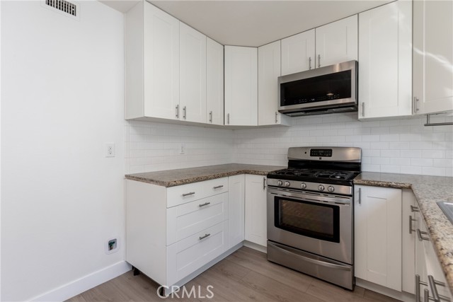 Detail Gallery Image 20 of 36 For 9538 Bickley Dr #2,  Huntington Beach,  CA 92646 - 2 Beds | 1/1 Baths