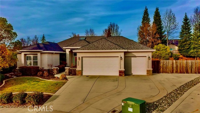 Detail Gallery Image 1 of 41 For 3600 Laver Ct, Redding,  CA 96002 - 4 Beds | 2/1 Baths