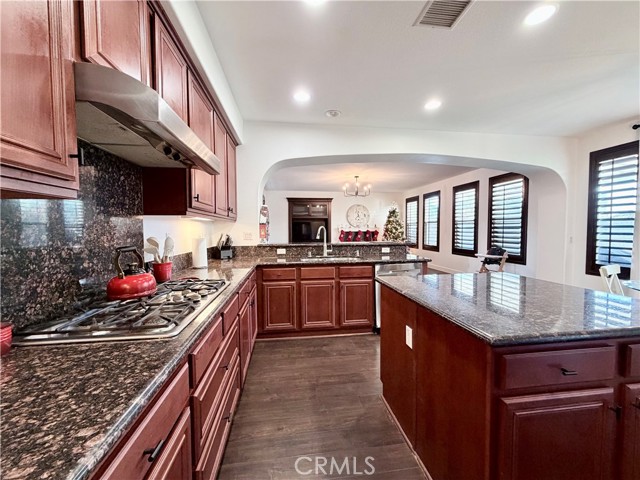 Detail Gallery Image 15 of 72 For 32102 Elk Grove Ct, Temecula,  CA 92592 - 4 Beds | 3/1 Baths