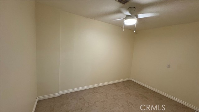 Detail Gallery Image 20 of 24 For 1056 Walnut Grove Ave #G,  Rosemead,  CA 91770 - 3 Beds | 3 Baths