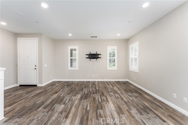 4775 S Bresse Paseo, Ontario CA: https://media.crmls.org/medias/7907ba2b-6041-4d0e-a6b2-6a379c1a3f21.jpg