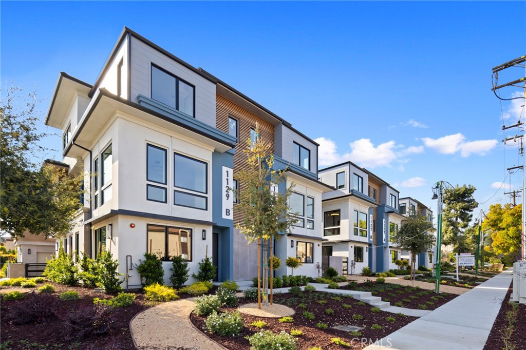 903 W Duarte Road #B