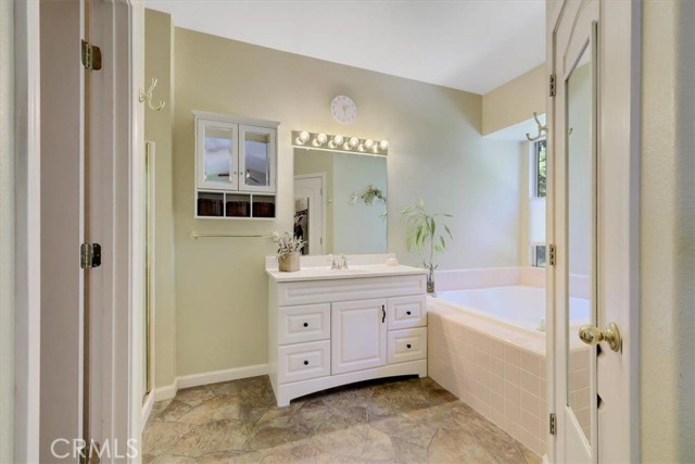 Detail Gallery Image 40 of 63 For 1856 Rutherford Ct, Yuba City,  CA 95993 - 4 Beds | 2/1 Baths