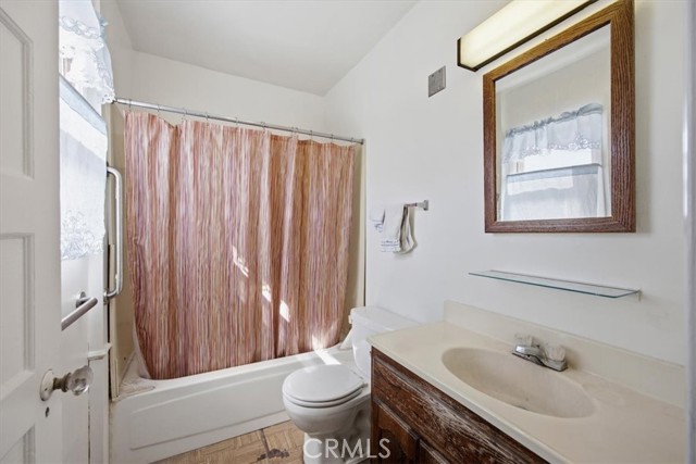 1135 South Fir Avenue photo 21