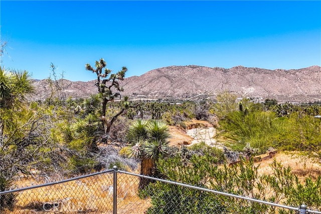Detail Gallery Image 38 of 51 For 7930 Palm Ave, Yucca Valley,  CA 92284 - 3 Beds | 2 Baths