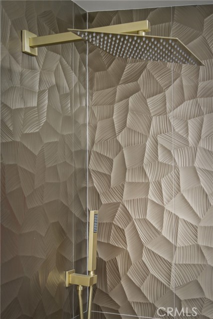Detail Gallery Image 32 of 41 For 6150 Strickland Ave, Highland Park,  CA 90042 - 3 Beds | 2 Baths