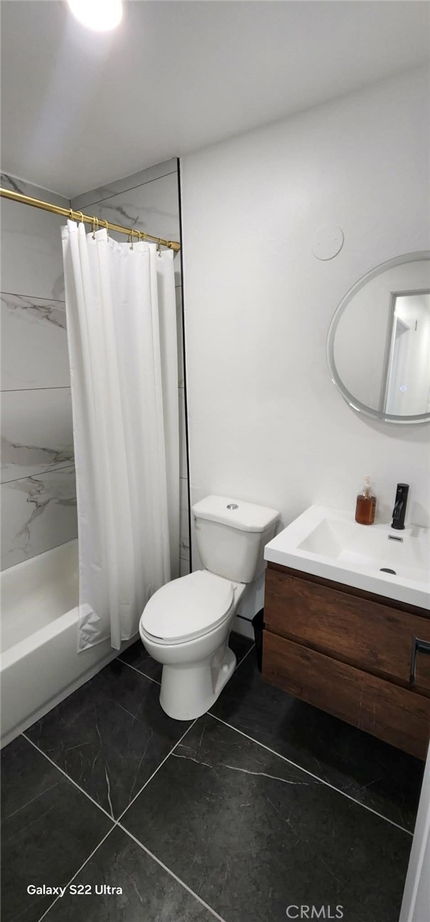 Detail Gallery Image 9 of 9 For 1566 Pine Ave 202a,  Long Beach,  CA 90813 - 2 Beds | 2 Baths