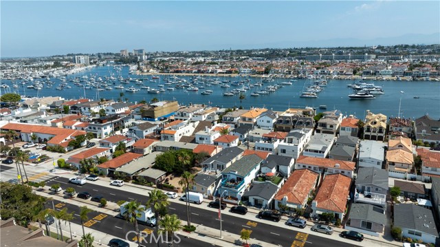 Detail Gallery Image 9 of 17 For 1324 W Balboa Bld, Newport Beach,  CA 92661 - – Beds | – Baths