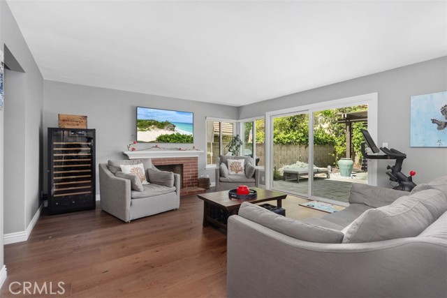 14801 Mayten Avenue, Irvine CA: https://media.crmls.org/medias/790b301c-23c8-41a0-afce-32ade343f49f.jpg