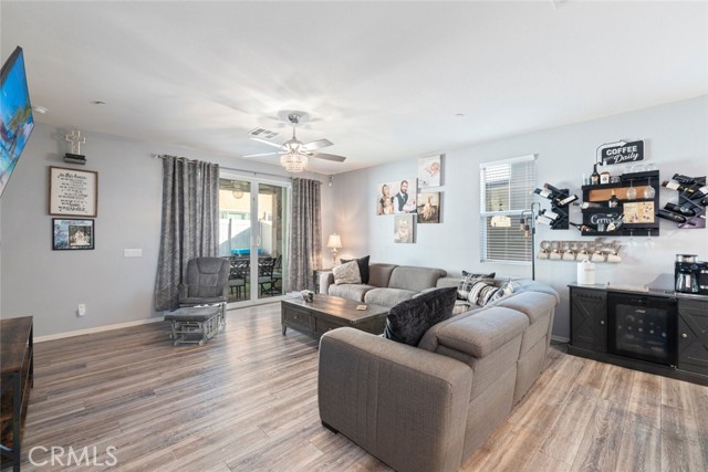 Detail Gallery Image 14 of 28 For 29126 Crabapple, Lake Elsinore,  CA 92530 - 3 Beds | 2 Baths