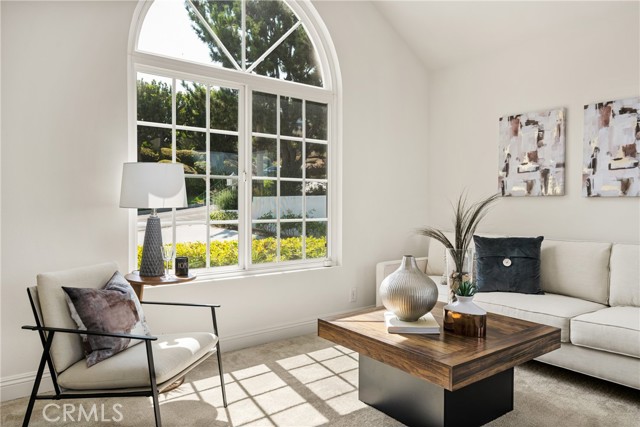 580 S Londerry Ln, Anaheim Hills CA: https://media.crmls.org/medias/790d20af-5678-4cfe-a026-6deb3a6cfd44.jpg