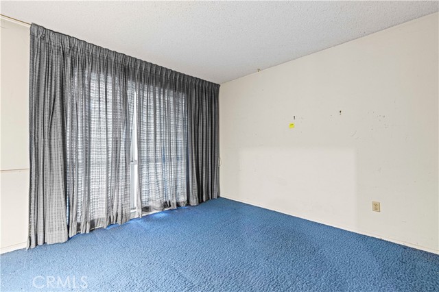 26418 Sand Canyon Road, Canyon Country CA: https://media.crmls.org/medias/790d49d2-066e-4a24-b1a7-a019bc70f9f9.jpg