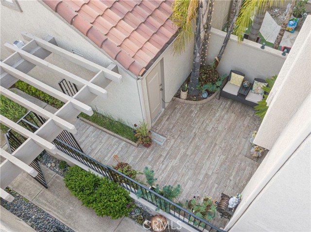 790e1ade 9b64 4a94 B300 2de96dadaafc