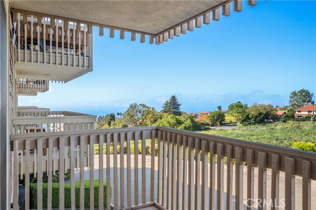 Detail Gallery Image 19 of 52 For 6542 Ocean Crest Dr #D204,  Rancho Palos Verdes,  CA 90275 - 1 Beds | 1 Baths