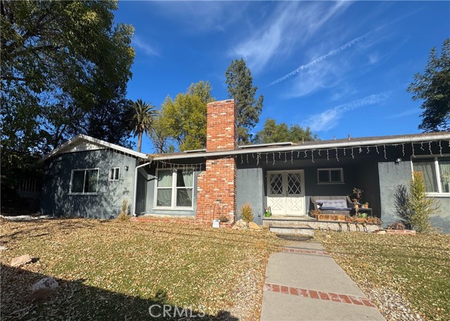 Detail Gallery Image 1 of 16 For 5650 Valley Circle Bld, Los Angeles,  CA 91367 - 7 Beds | 4 Baths