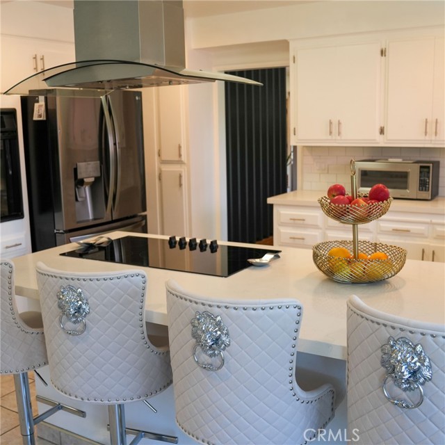 Detail Gallery Image 11 of 25 For 6769 Hillside Ln, Whittier,  CA 90602 - 4 Beds | 3/1 Baths