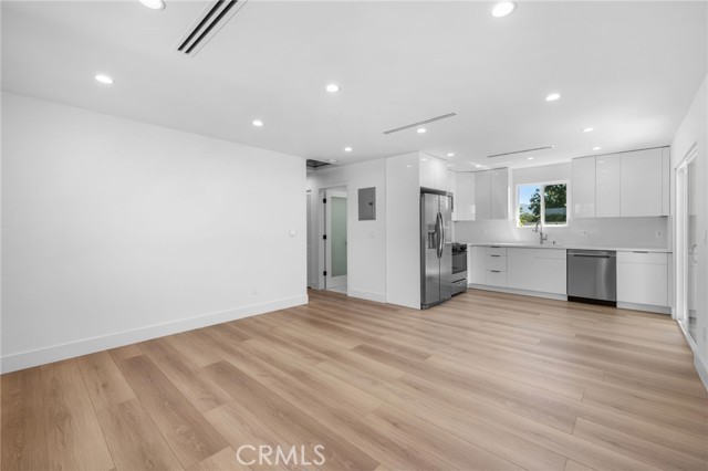 Detail Gallery Image 41 of 69 For 1504 N California, Burbank,  CA 91505 - – Beds | – Baths