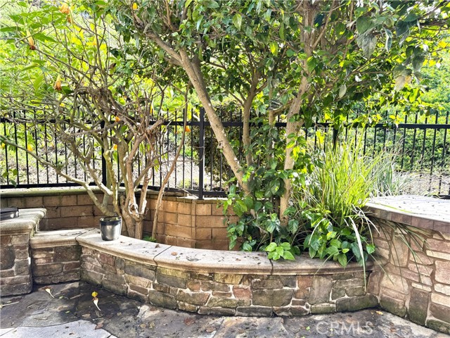 Detail Gallery Image 44 of 54 For 2 Honeydew, Irvine,  CA 92603 - 3 Beds | 2/1 Baths