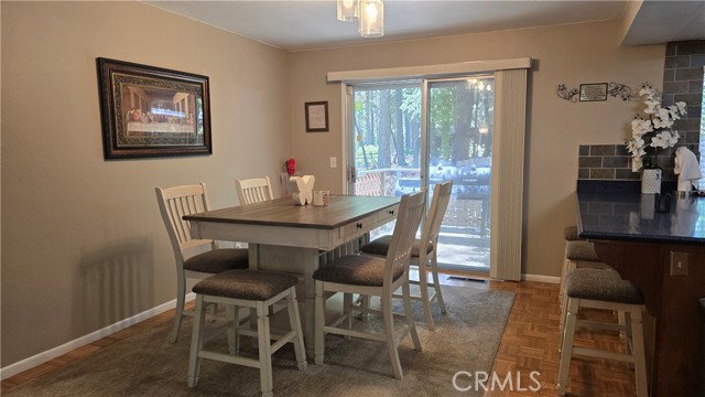 6286 Columbine Road, Magalia CA: https://media.crmls.org/medias/79105b8a-f2a4-4f34-9e32-e7f690efbb33.jpg