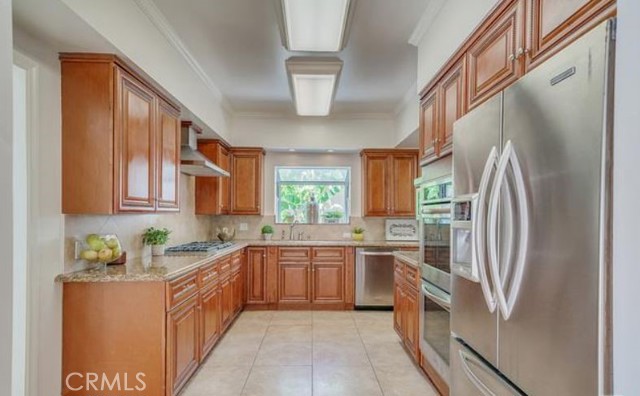 Detail Gallery Image 6 of 23 For 1231 S St Andrews, Los Angeles,  CA 90019 - 5 Beds | 3 Baths