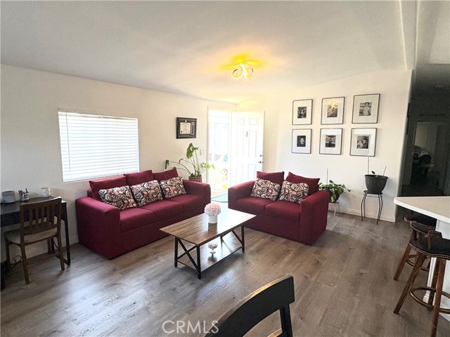 Detail Gallery Image 5 of 15 For 10866 Westminster Ave #10,  Garden Grove,  CA 92843 - 3 Beds | 2 Baths