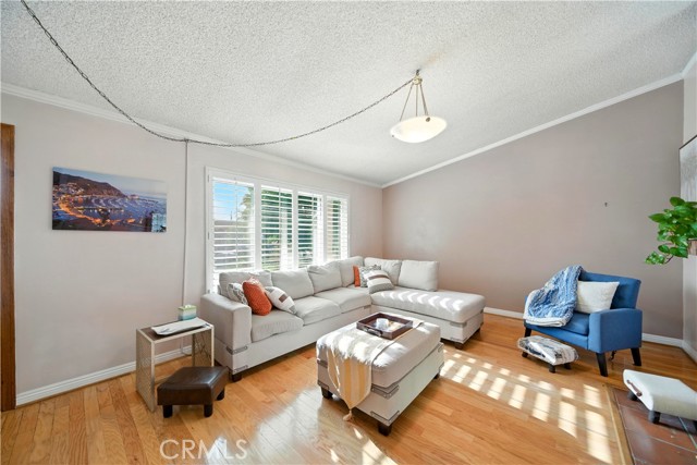 11811 La Serna Drive, Whittier CA: https://media.crmls.org/medias/79111dc9-c65d-4ec9-8b80-4ff9df4b866b.jpg
