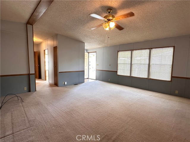 1500 Held Drive, Modesto CA: https://media.crmls.org/medias/7911b91a-1a2d-4c2a-a451-9baca1332395.jpg
