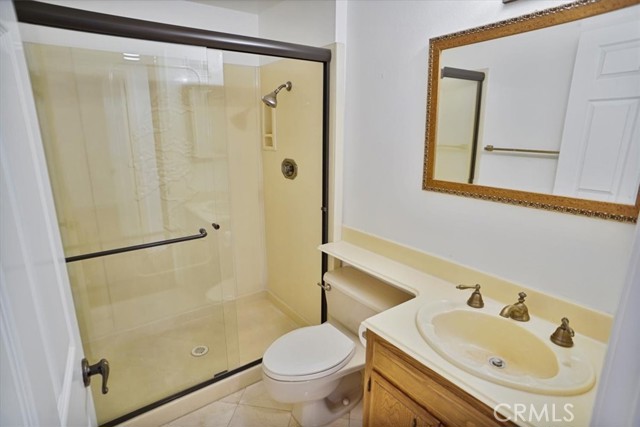 Detail Gallery Image 13 of 33 For 11859 Laughton Way, Porter Ranch,  CA 91326 - 4 Beds | 3 Baths