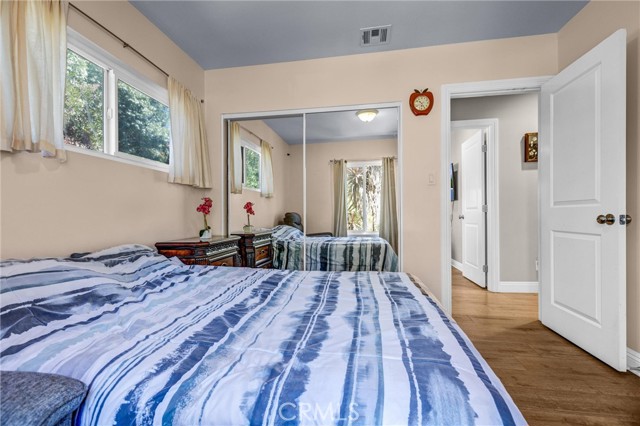 18026 Duncan Street, Encino CA: https://media.crmls.org/medias/7912542b-f3c7-4f1c-b653-af1a5ddd3a59.jpg