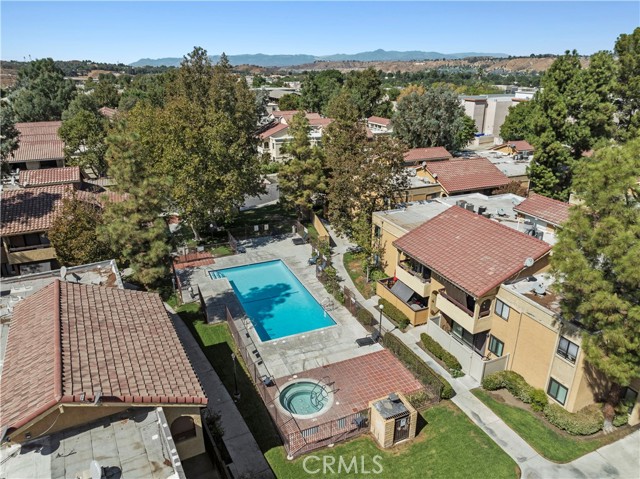18752 Mandan Street, Canyon Country CA: https://media.crmls.org/medias/79135aad-cc92-4029-9905-57cdce5a3863.jpg