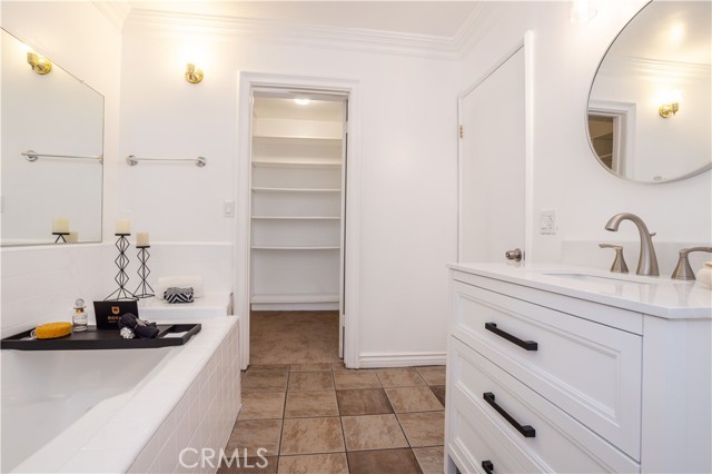 Detail Gallery Image 24 of 43 For 11357 Yolanda Ave, Porter Ranch,  CA 91326 - 5 Beds | 3 Baths